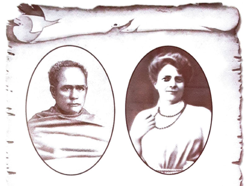 ঈশ্বরচন্দ্র বিদ্যাসাগর ও লোকমাতা নিবেদিতার মূর্তি 